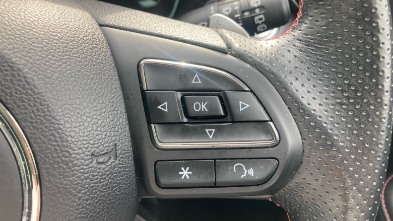 MG Hs 1.5 T-GDI Exclusive 5dr DCT Petrol Hatchback